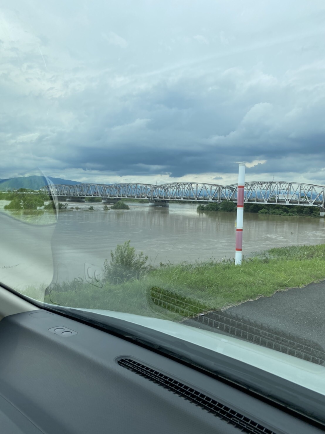 大雨警報